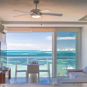 Beachfront Luxury Apartamento
